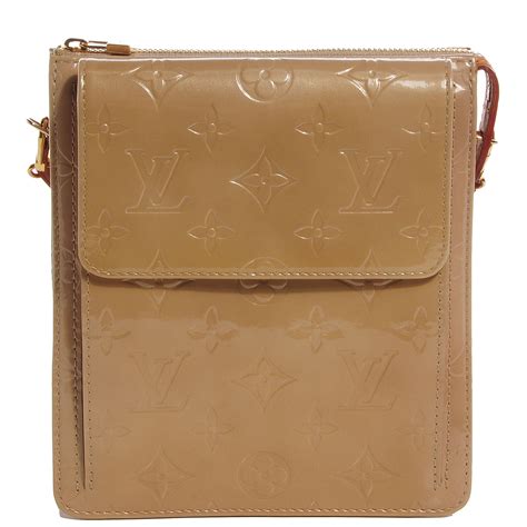 louis vuitton mott beige|Louis Vuitton Beige Monogram Vernis Mott Bag .